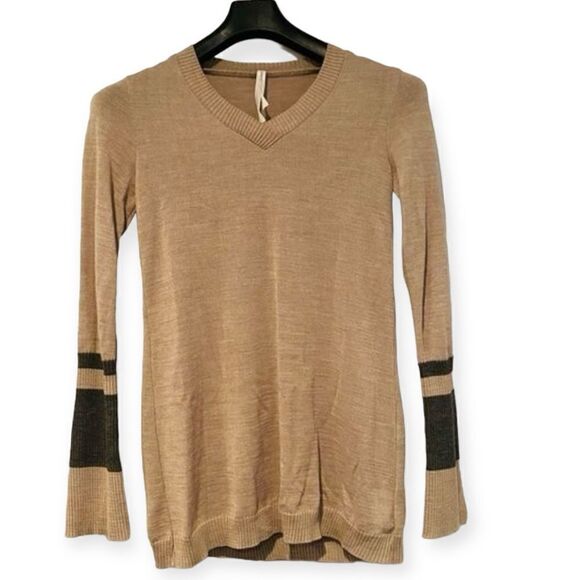 Iris Setlakwe Wool Blend Tunic Sweater Size Small - Picture 1 of 6